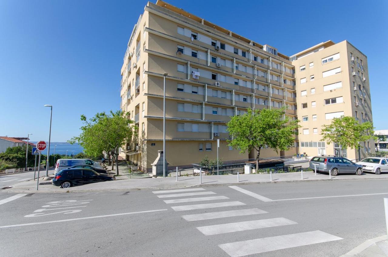 Spacious Apartment Smile With Terrace And Secure Garage Split Kültér fotó